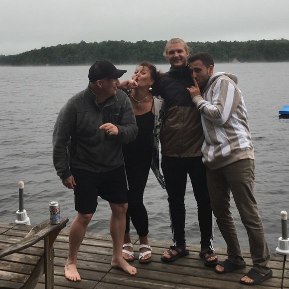 Meet your Posher, Kaytie - Picture 7 of 10